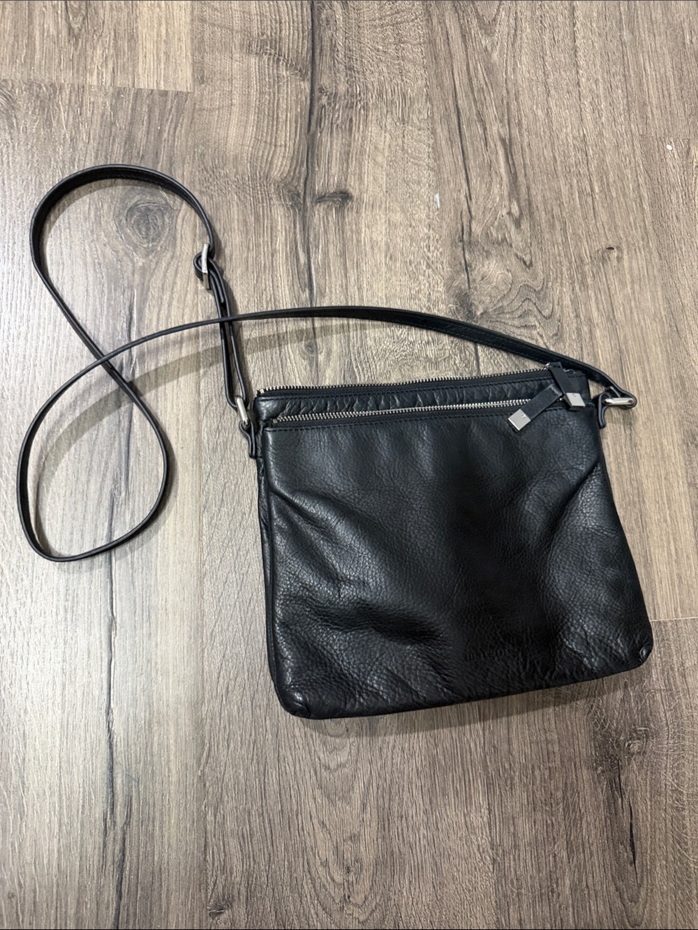 Sleek Black Leather Crossbody Bag for Women